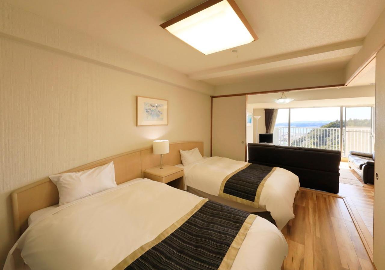 Katsuura Hilltop Hotel & Residence Extérieur photo