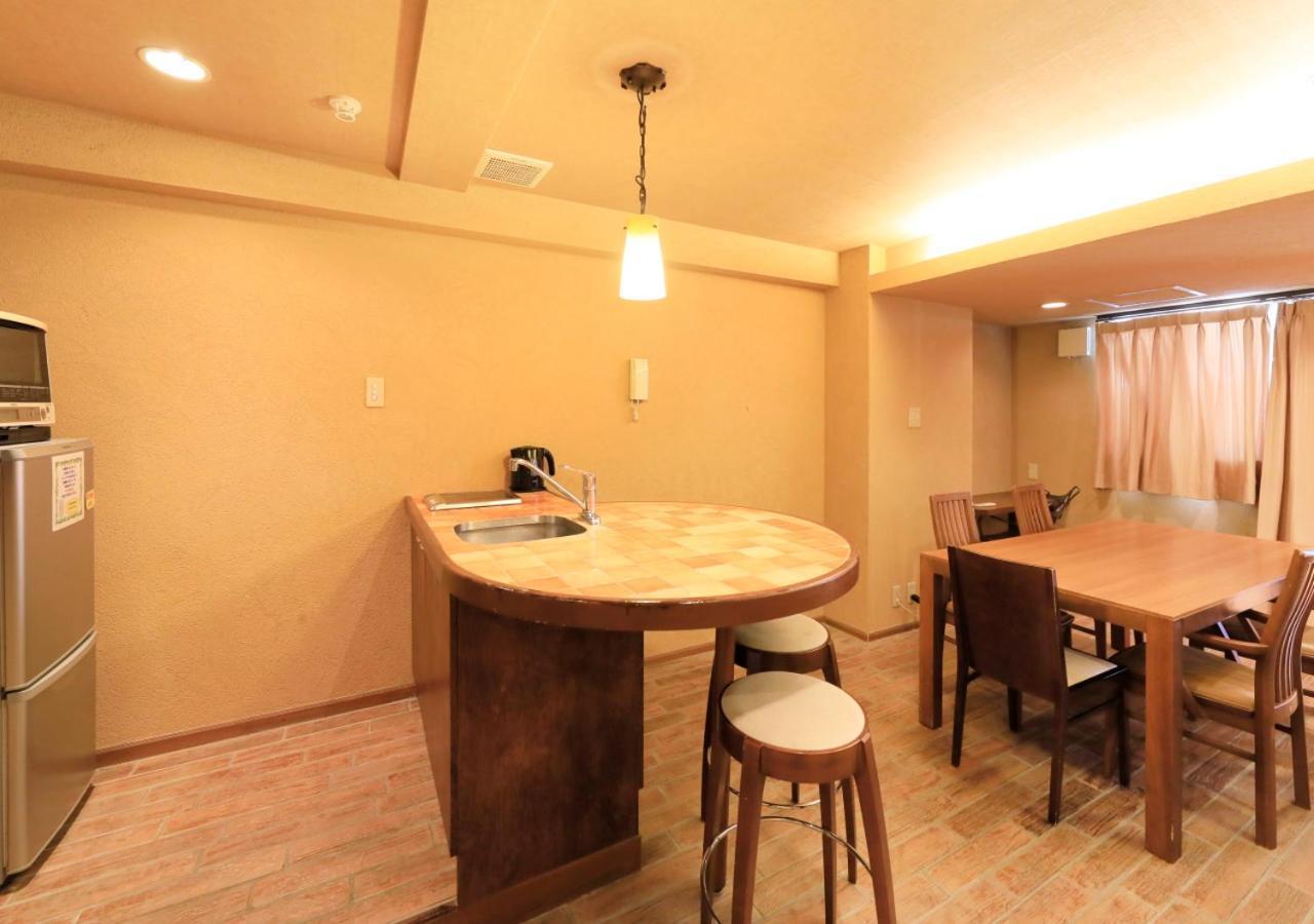 Katsuura Hilltop Hotel & Residence Extérieur photo